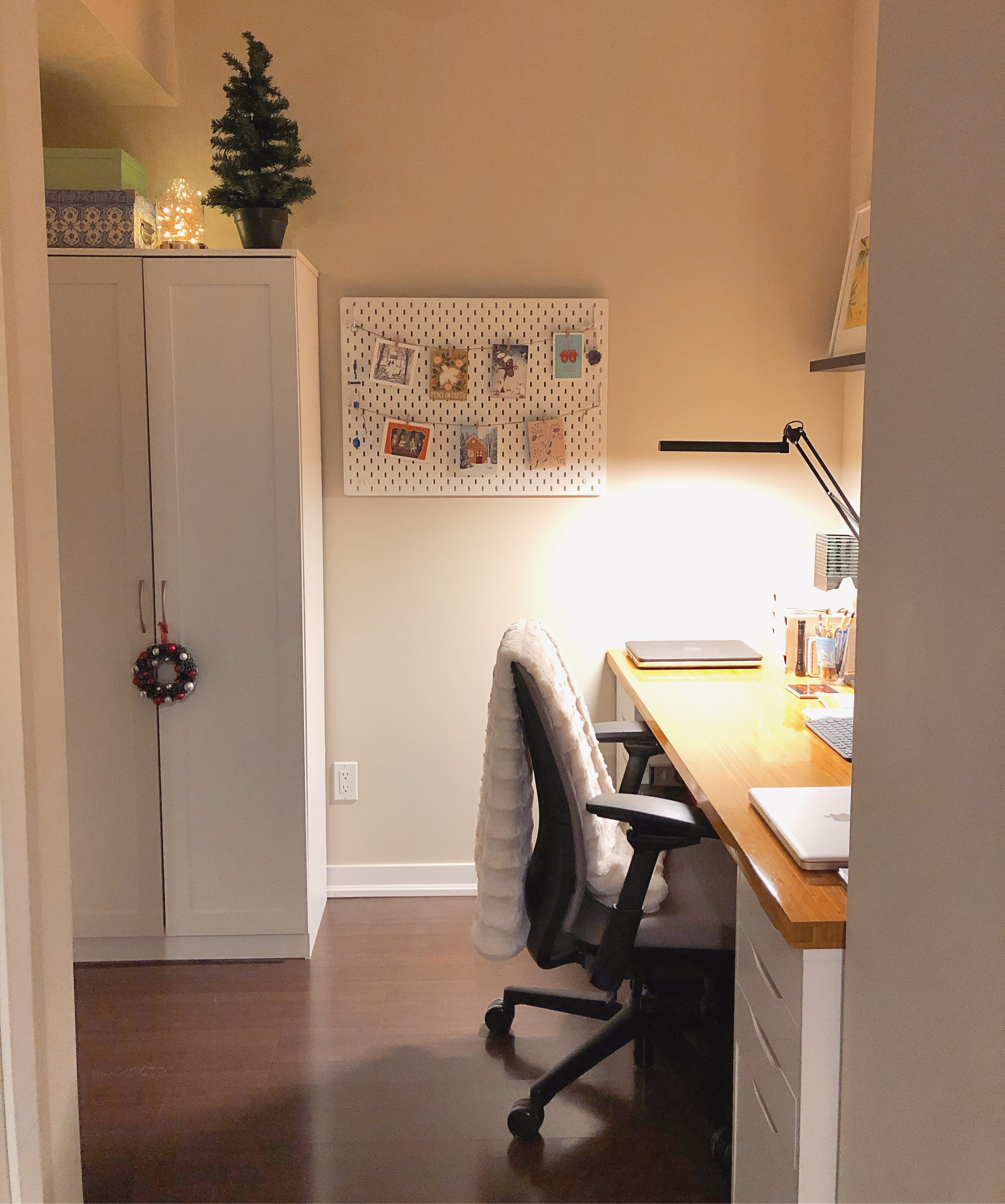 0e567280-be56-490e-aa1a-f34755380895